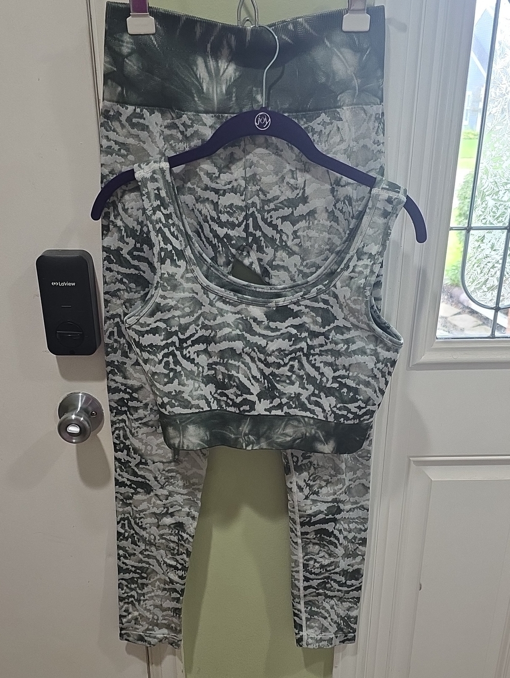Olive Green Printed Crop Tank & High-Waist Leggings Set Top Is Lg & Bottoms Med